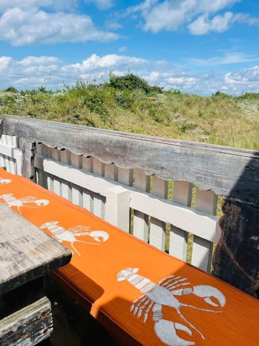 A Unique, Off-Grid Eco Friendly Beach House. Wolferton  Exterior photo